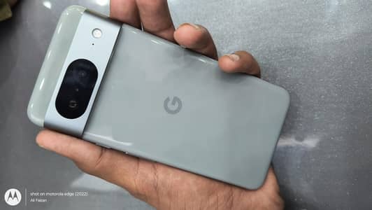 Google Pixel 8