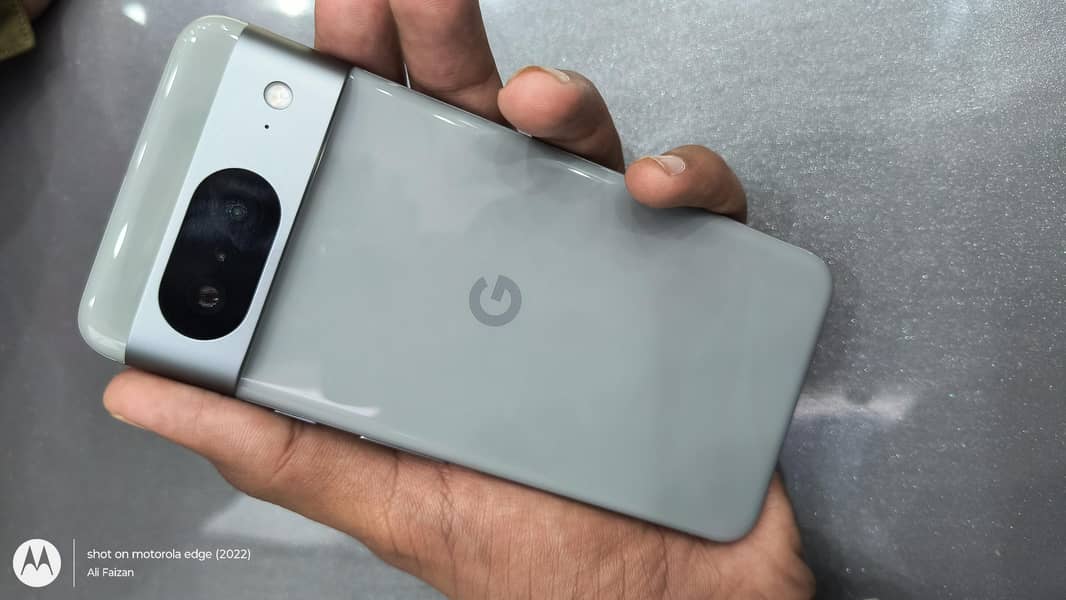 Google Pixel 8 0