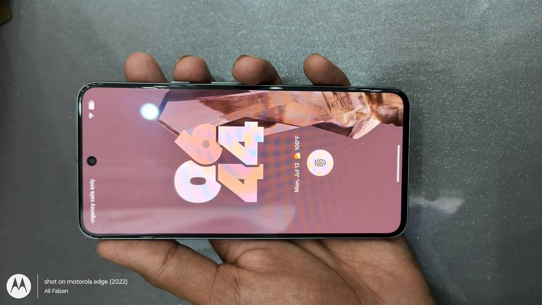 Google Pixel 8 1