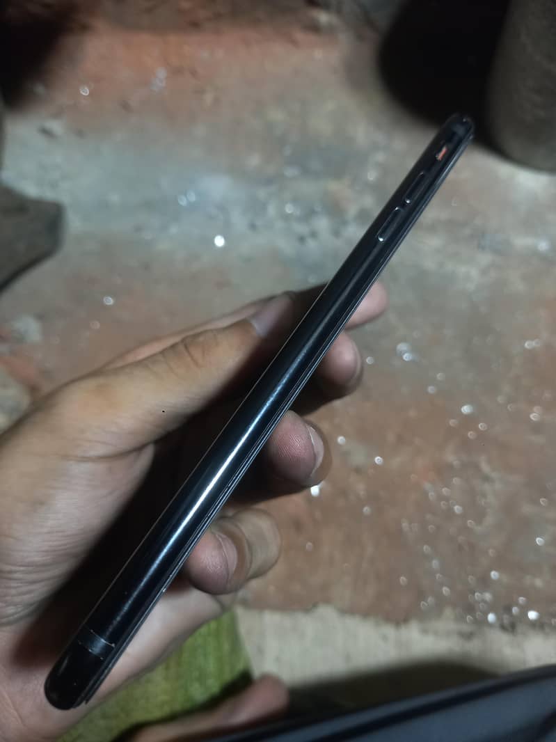 Apple iPhone 7 Plus 5