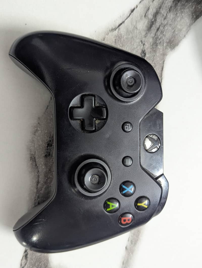 4 wireless controllers xbox one 4