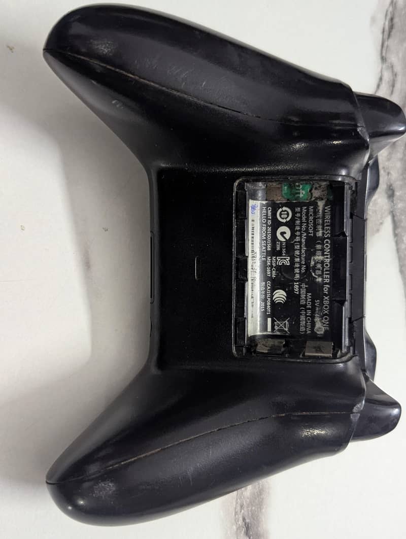 4 wireless controllers xbox one 8