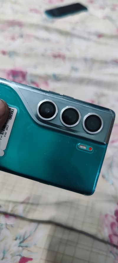 Tecno CAMON 40 Pro