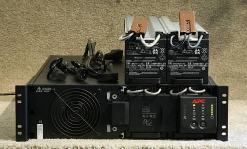 APC SURT 5KVA Online UPS