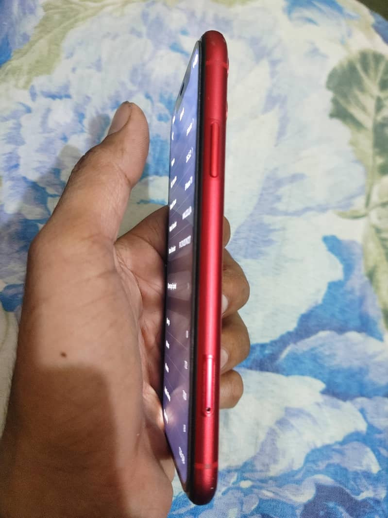 Apple iPhone 11 5
