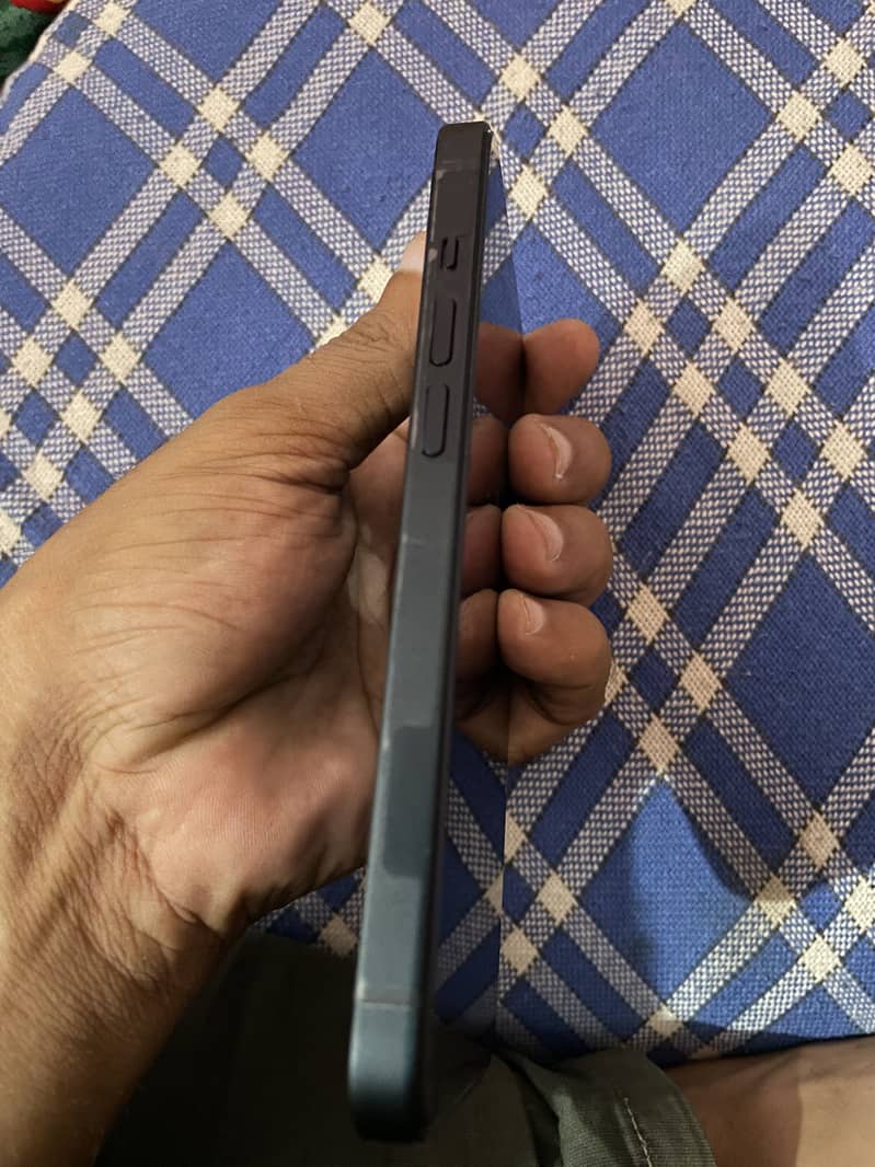 IPHONE - 14 4