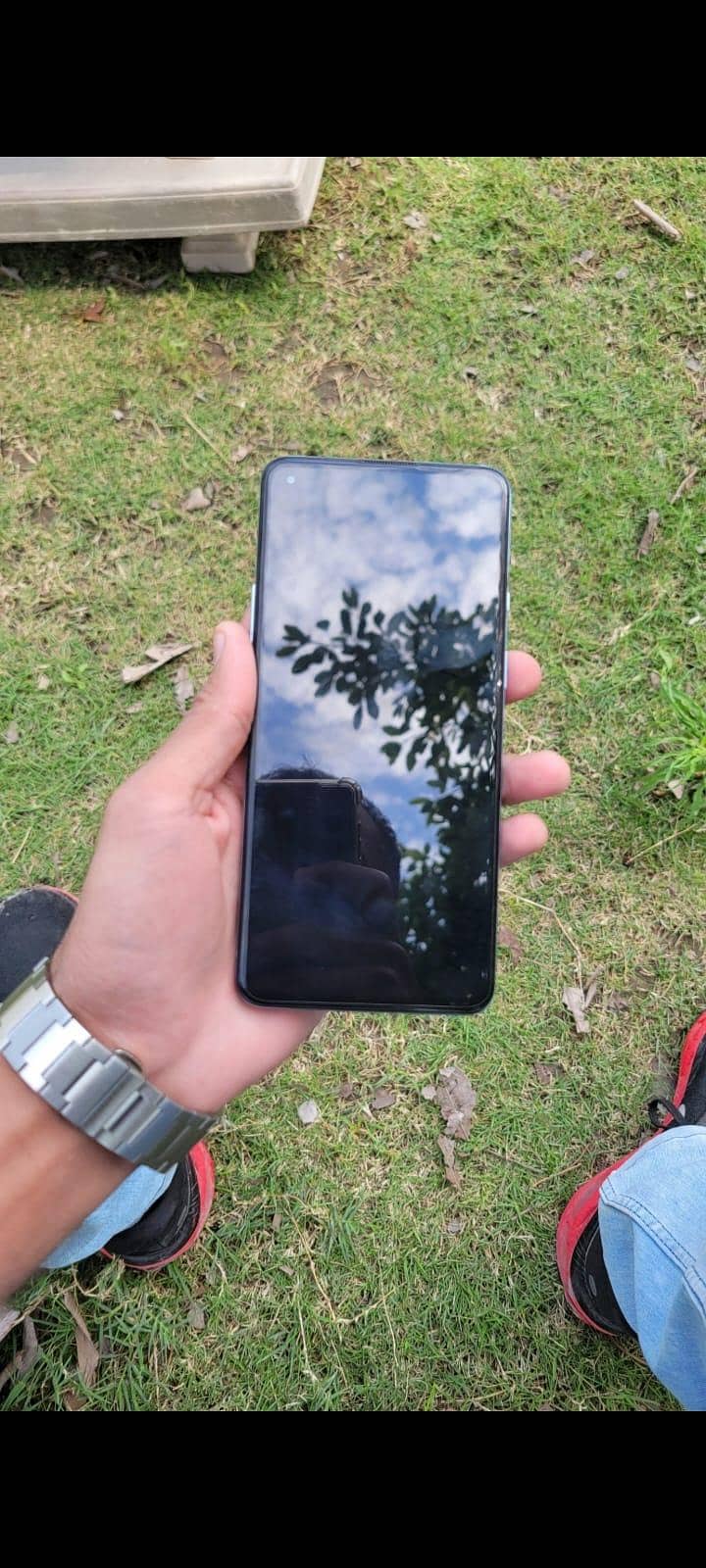 One Plus 9R 1