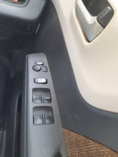 Nissan Moco 2013