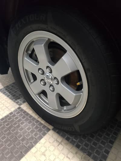 Rimss 15 inch just one month use for sale not a single scratch