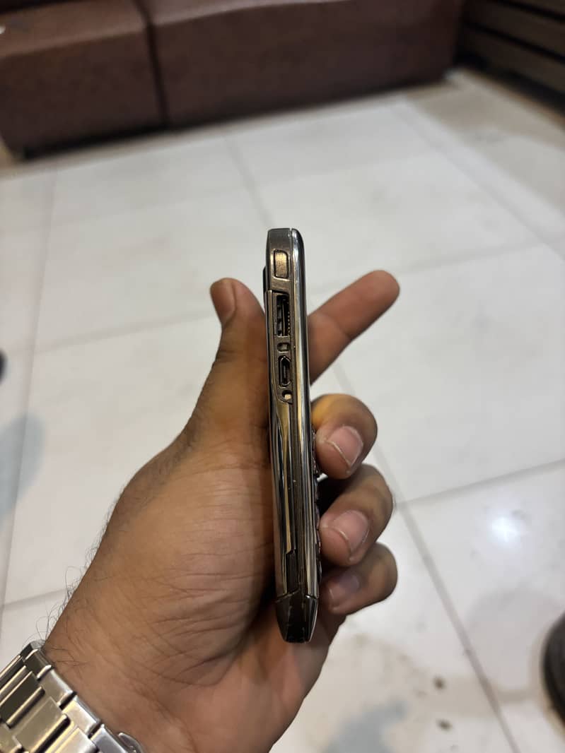 Nokia E71 5