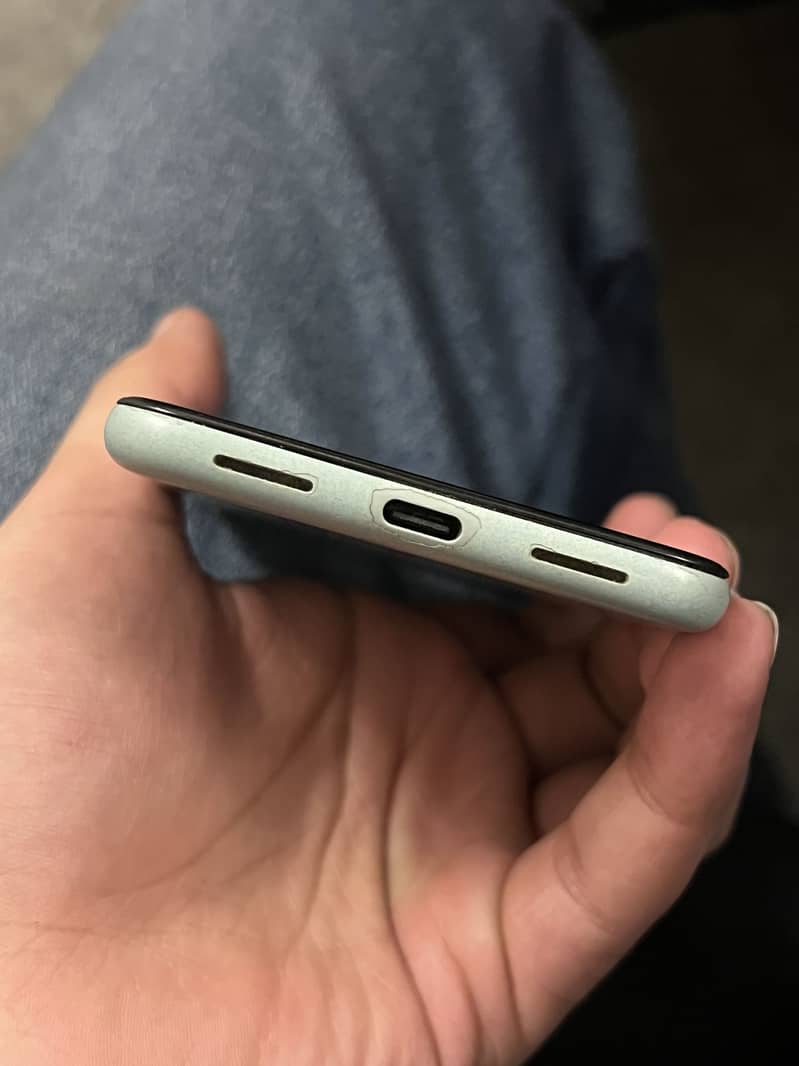 Google Pixel 5 3