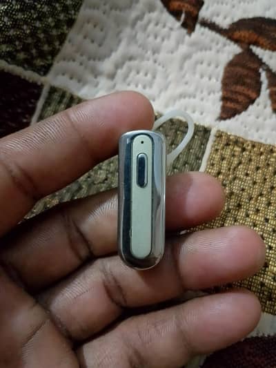 Single Bluetooth