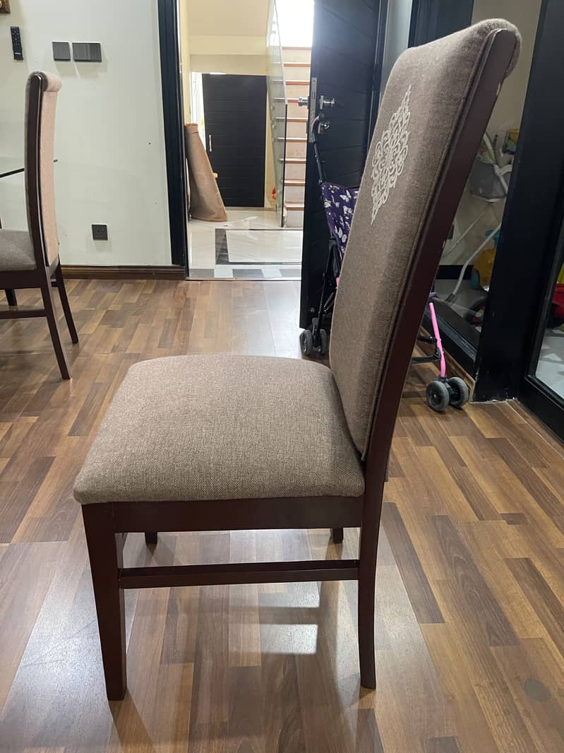Dining Table, 6 seater 2