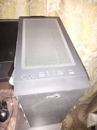 workstation and gaming pc