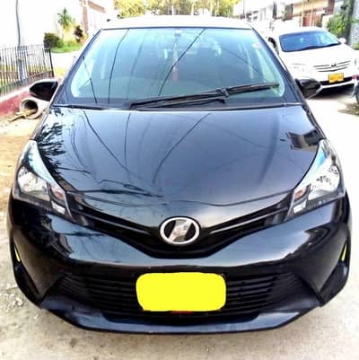 Toyota Vitz 2015 / 17