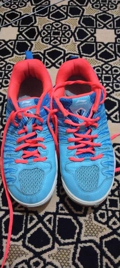 lining badminton shoes