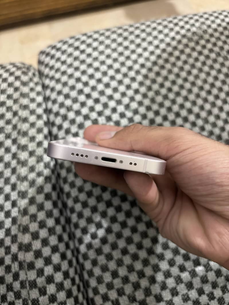 Apple iPhone 13 mini 3