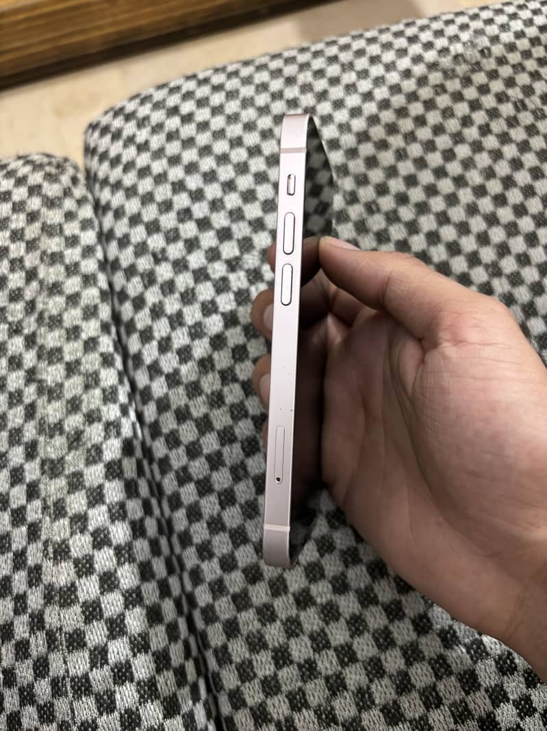 Apple iPhone 13 mini 5