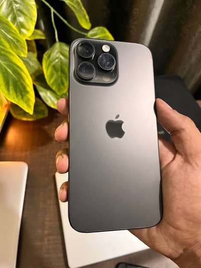 Apple iPhone 16 Pro Max