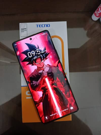 Tecno Spark 20 Pro Plus