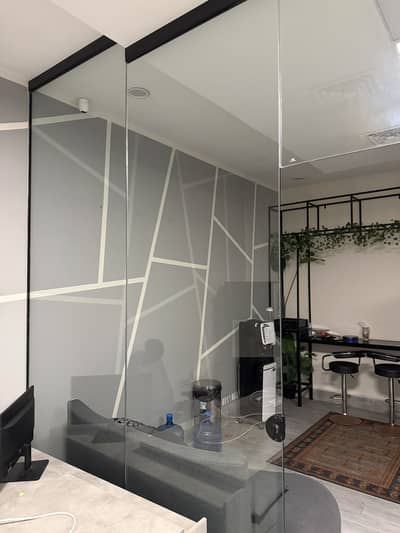 Office cabin glass 12mm tempered
