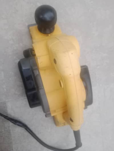 Wood planer رَندہ