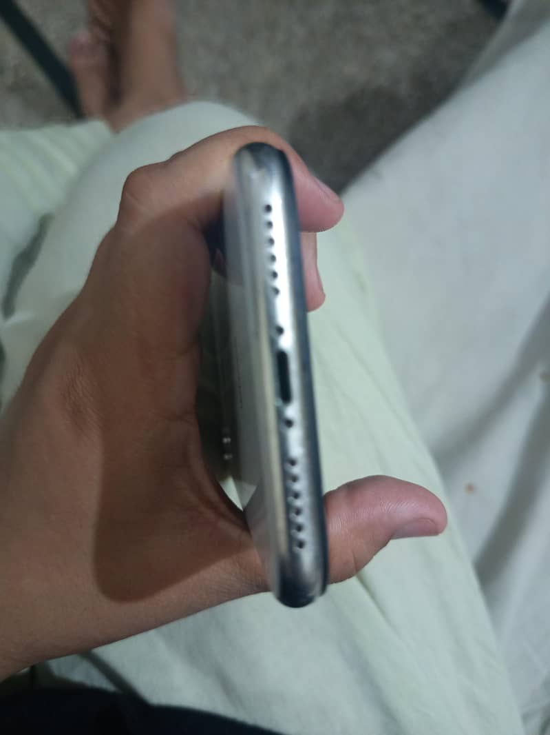 Apple iPhone X 1