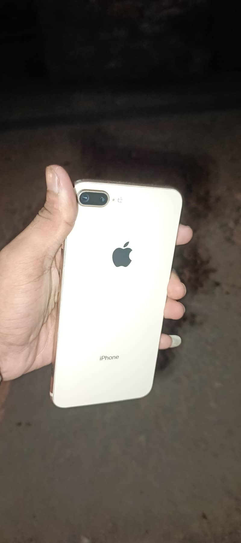 Apple iPhone 8 Plus 0
