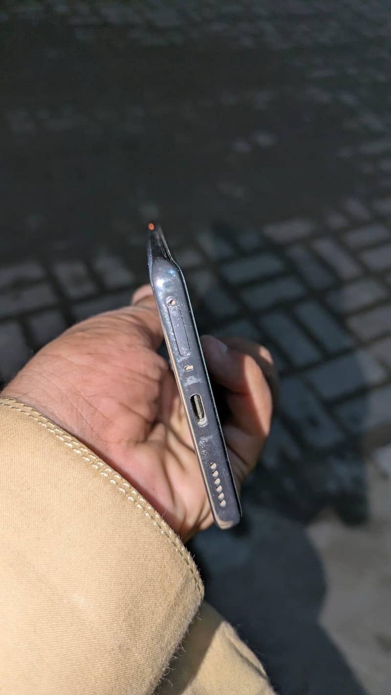 Tecno Camon 40 pro 3