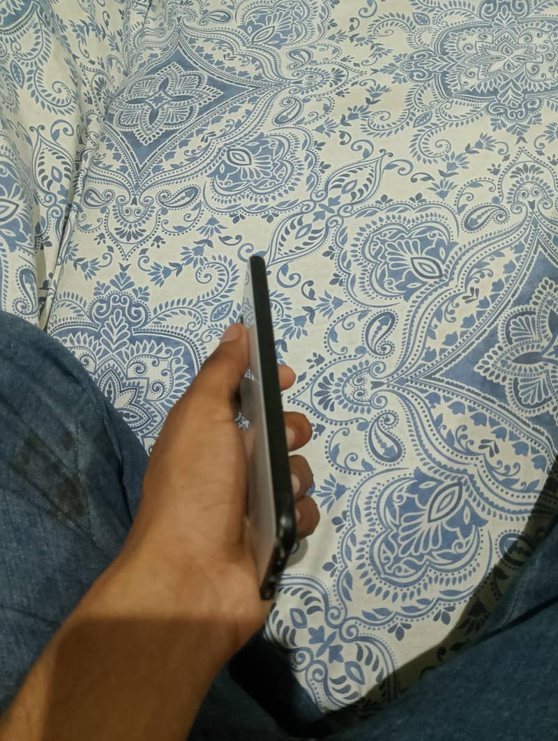 Google Pixel 4 3