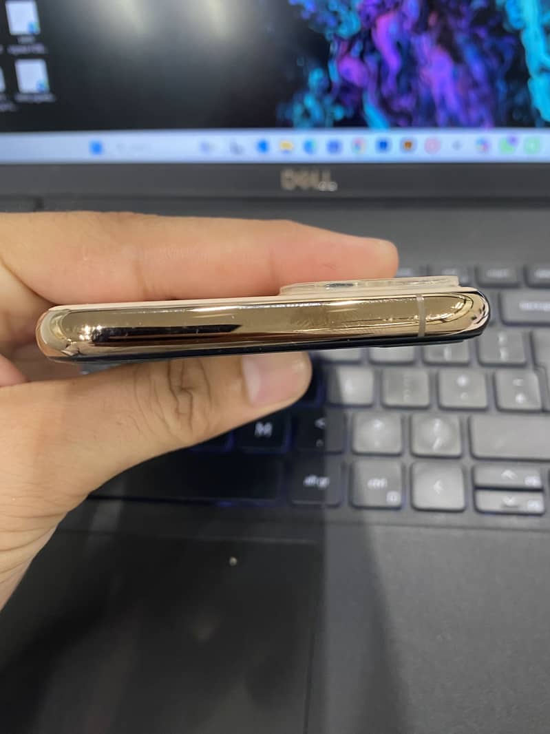 IPhone 11 Pro 2