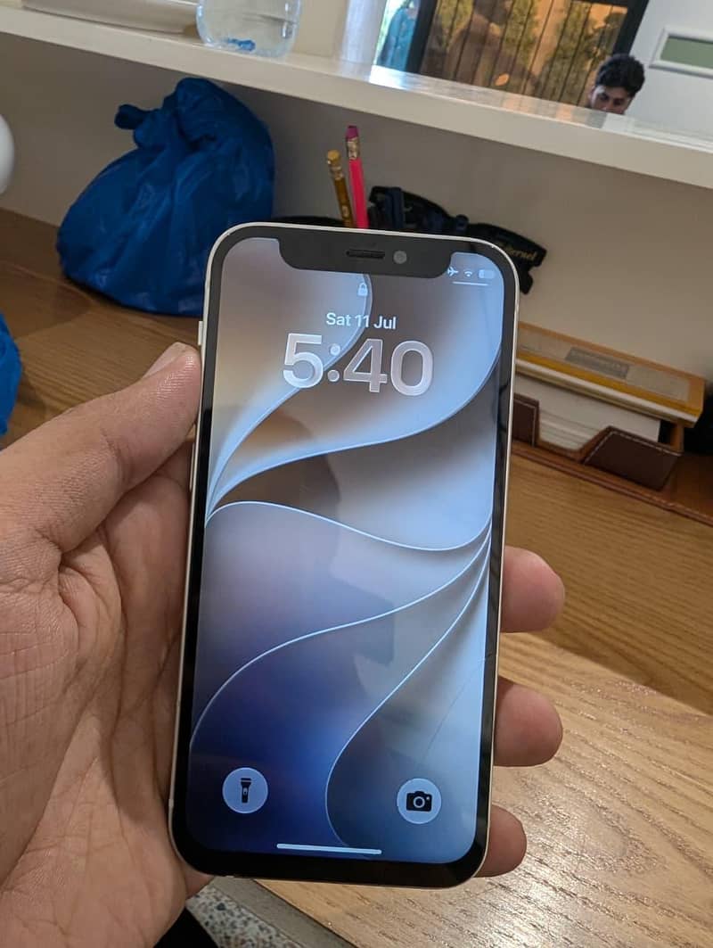 Apple iPhone 12 mini 1