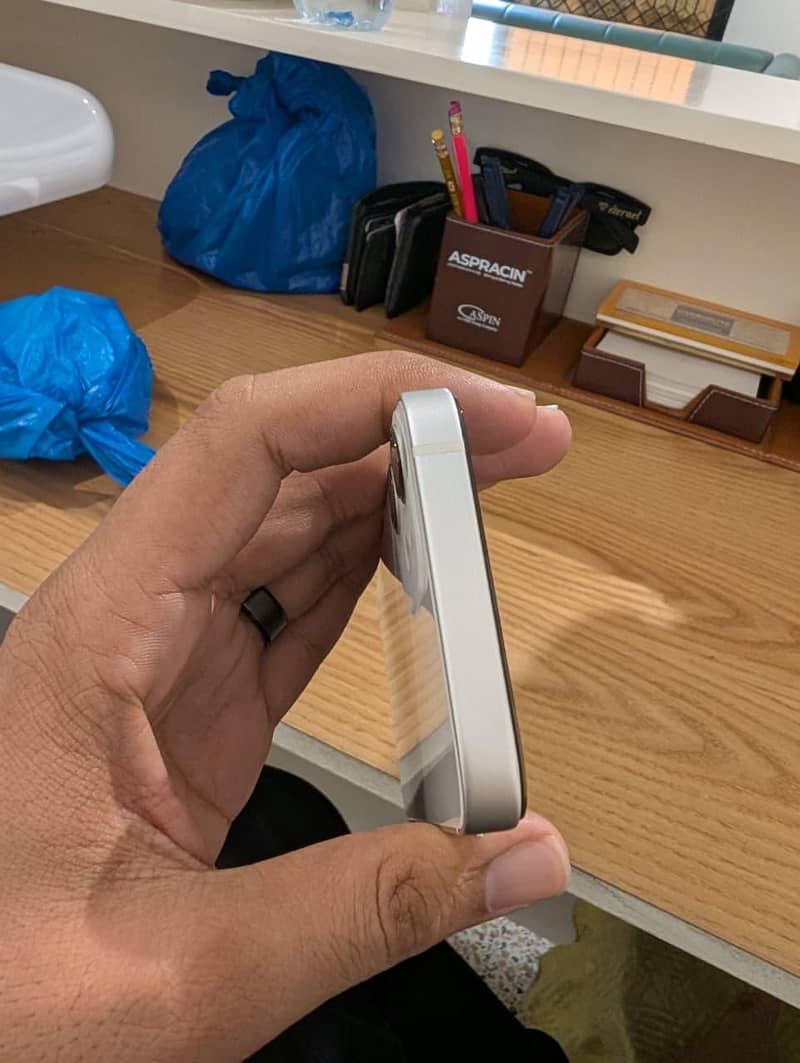 Apple iPhone 12 mini 6