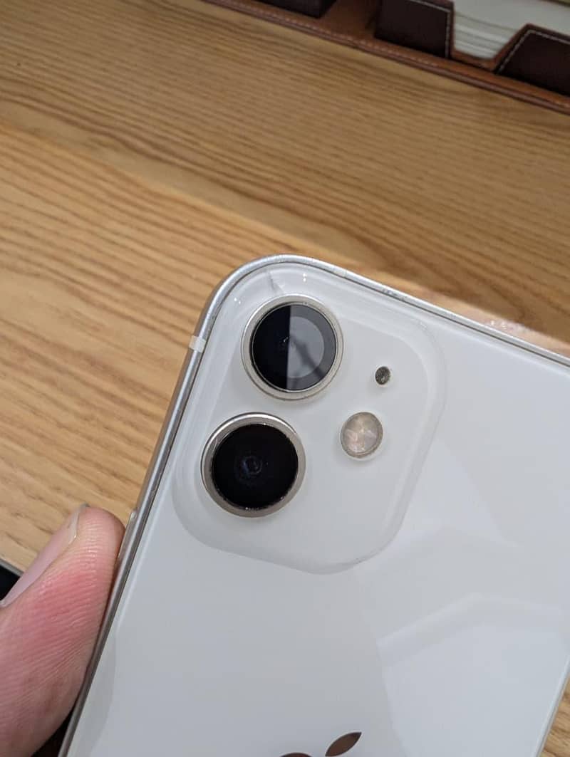 Apple iPhone 12 mini 10