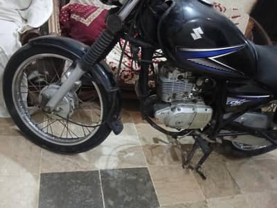 Suzuki gs 150