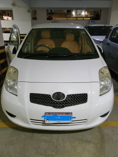 Toyota Vitz 2007 – White | Automatic | 1000cc