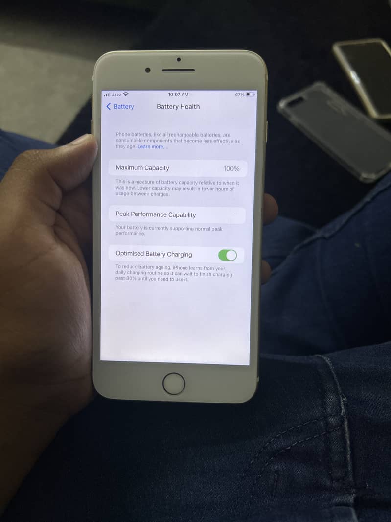 Apple iPhone 7 Plus 6