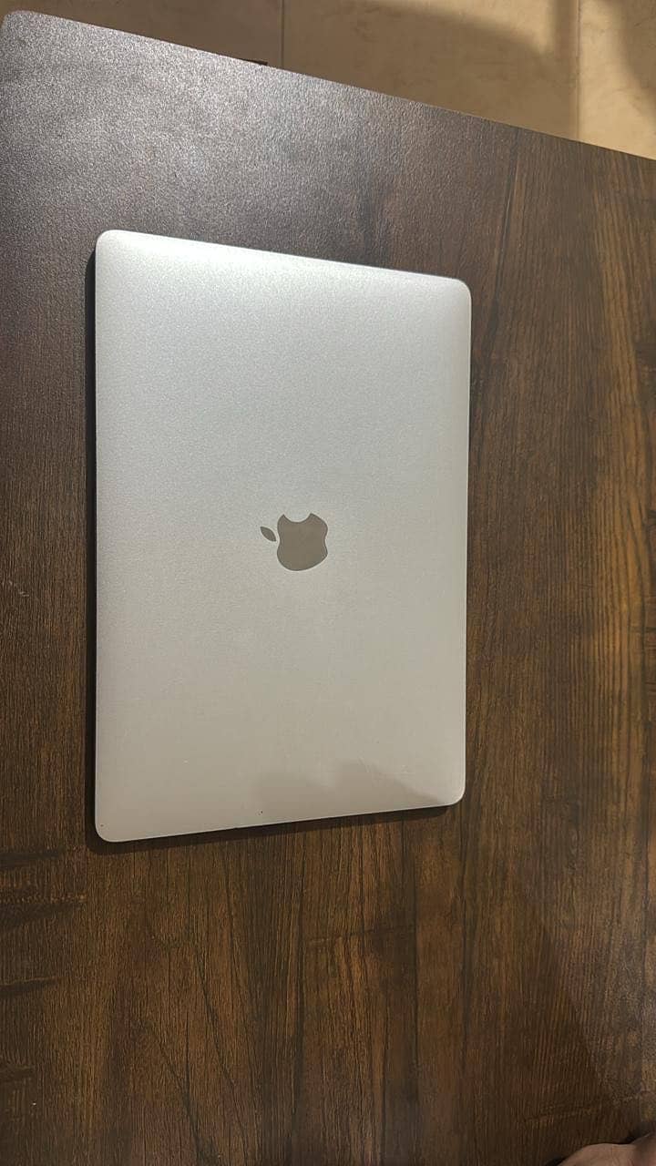 MacBook Pro 2022 2