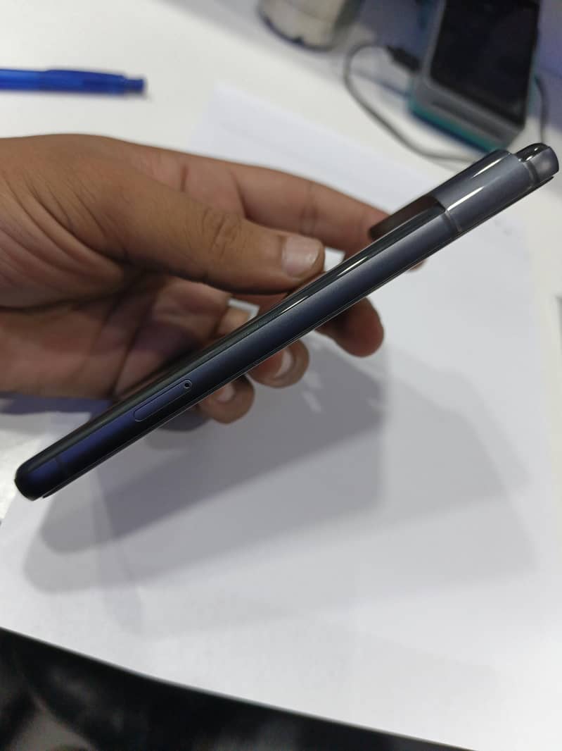 Google Pixel 8 2