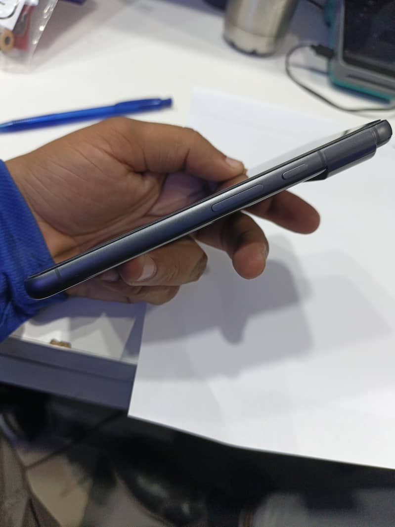 Google Pixel 8 3
