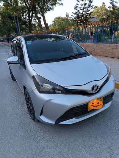 Toyota Vitz 2015 / 2018 Silver  Original & Fully Loaded Package