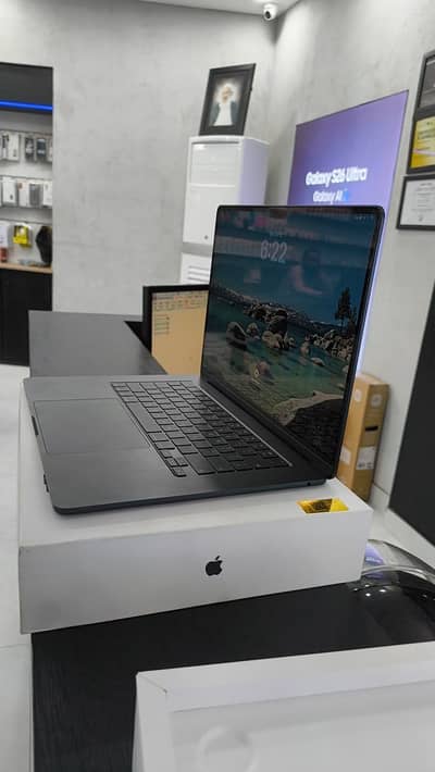 Apple Mac Book Air 03136174633