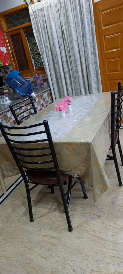 sell used dining table and sofa combed
