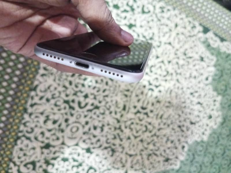 Apple iPhone SE 2