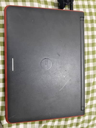 DELL Latitude 3340