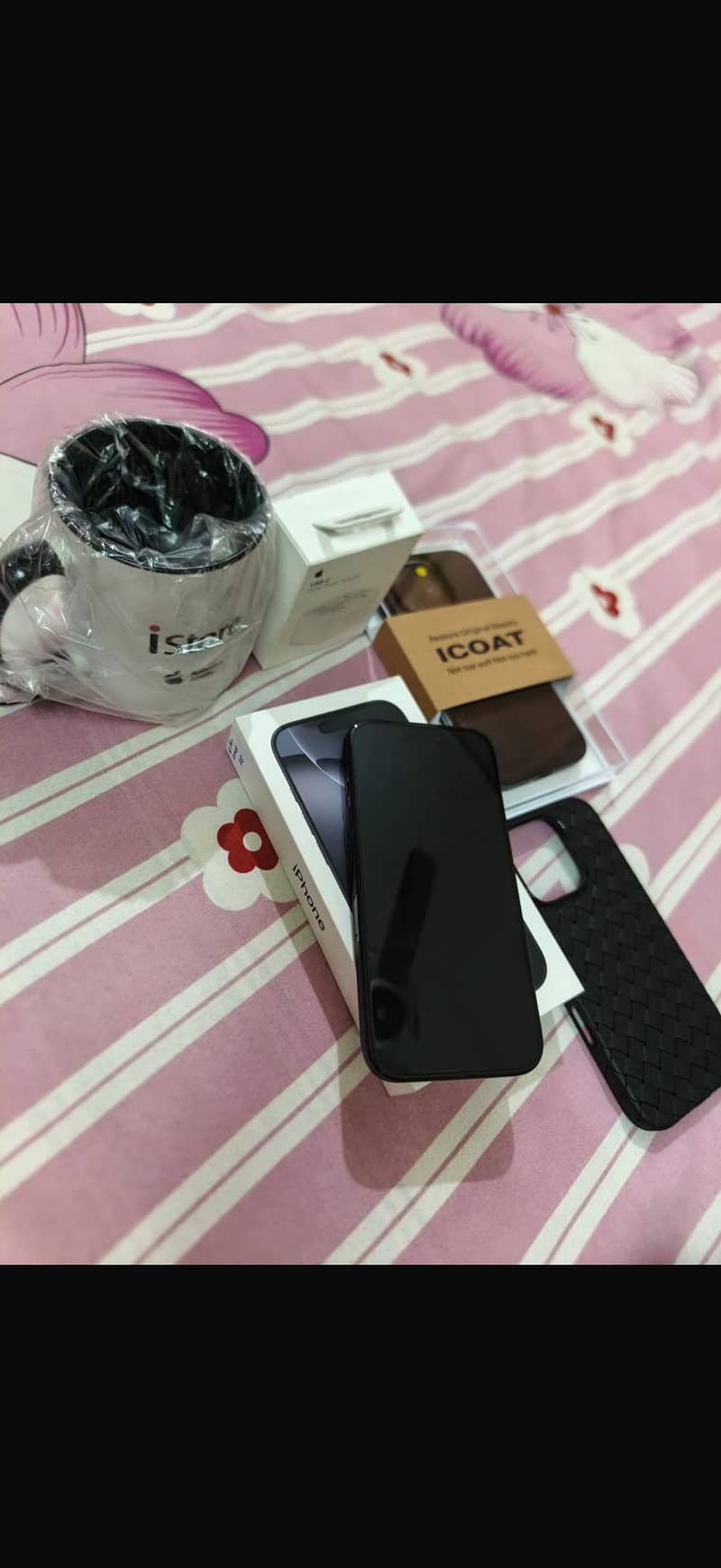 Apple iPhone 16 Pro 3