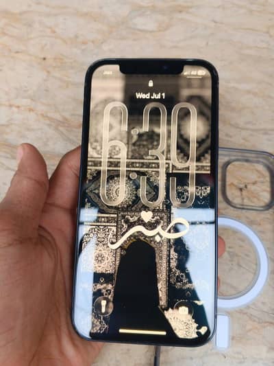 Apple iPhone 12