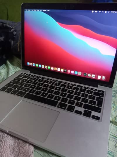 MacBook pro 2014 8/128 13 inch retina for sale