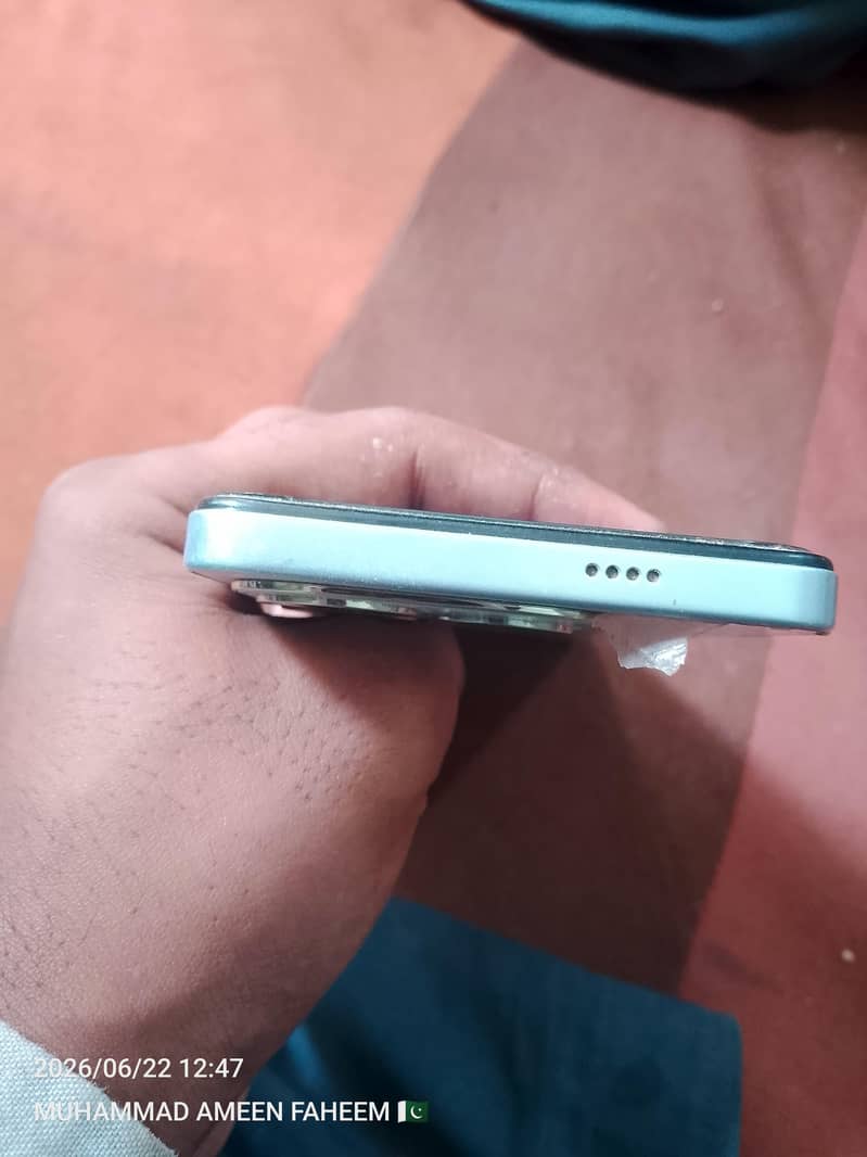 Tecno Spark 20 1