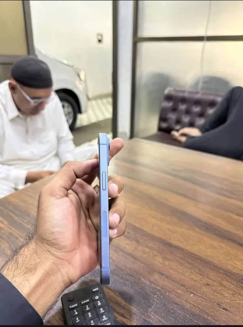 Apple iPhone 14 1